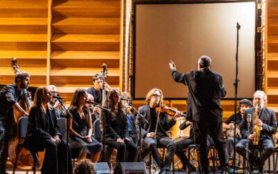 Roberto Bonati conduce la Chironomic Orchestra in Mandàla o un tappeto per Morton
